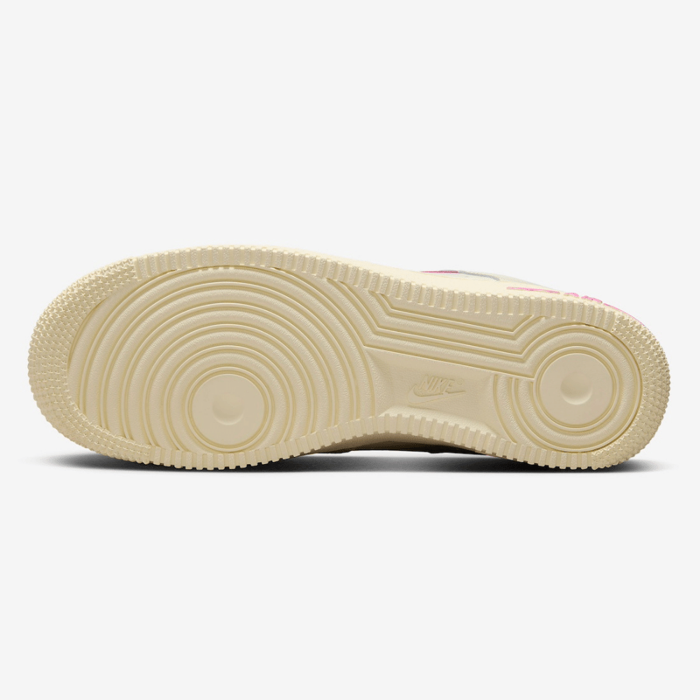 Nike Air Force 1 Low SE Coconut Milk Playful Pink