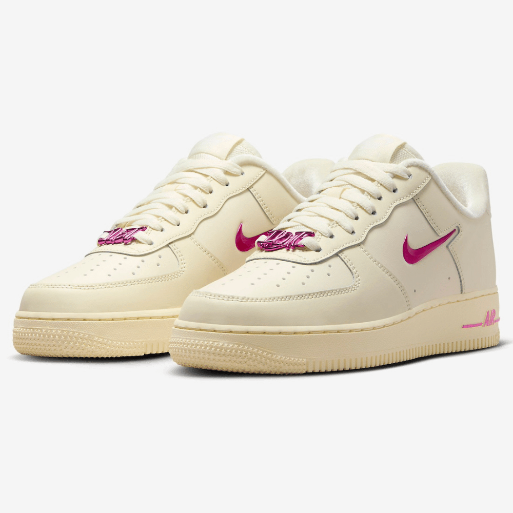 Nike Air Force 1 Low SE Coconut Milk Playful Pink