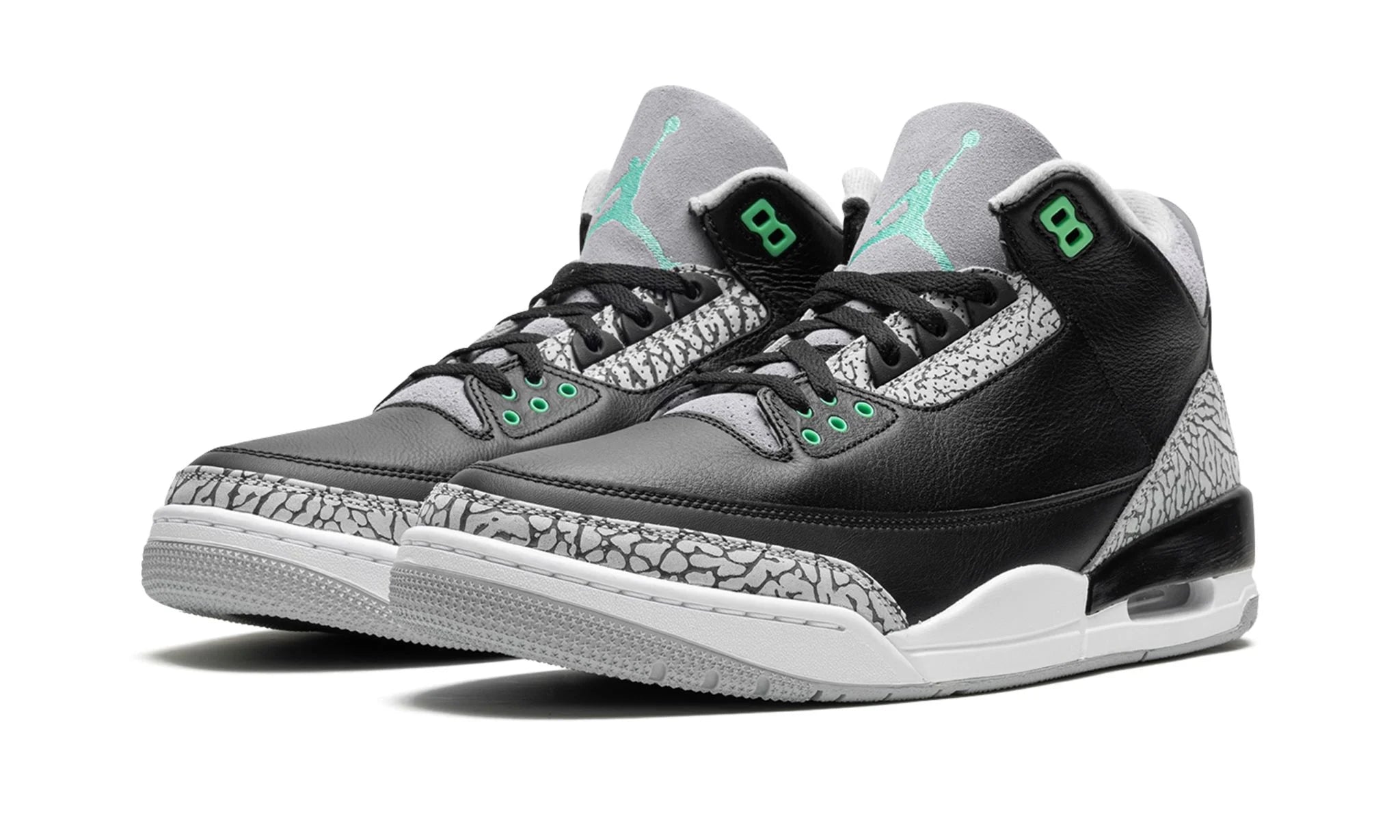 Air Jordan 3 Retro "Green Glow"