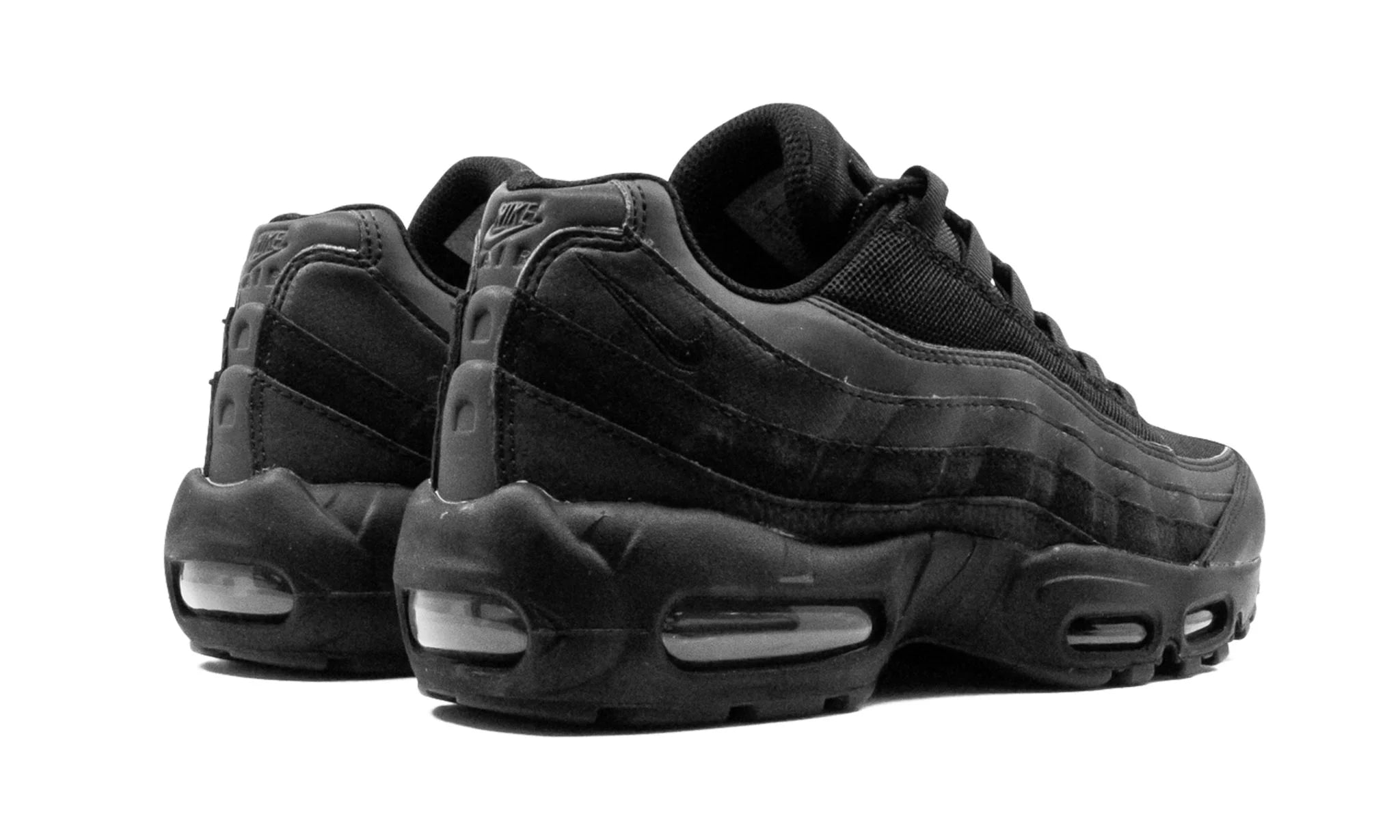 Nike Air Max 95 Essential "Triple Black"