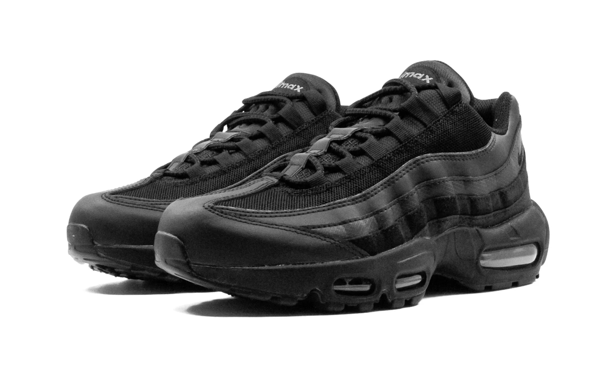 Nike Air Max 95 Essential "Triple Black"