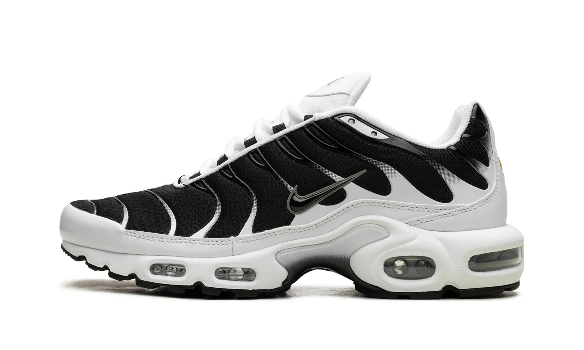 NIKE AIR MAX PLUS WMNS "Black / White"