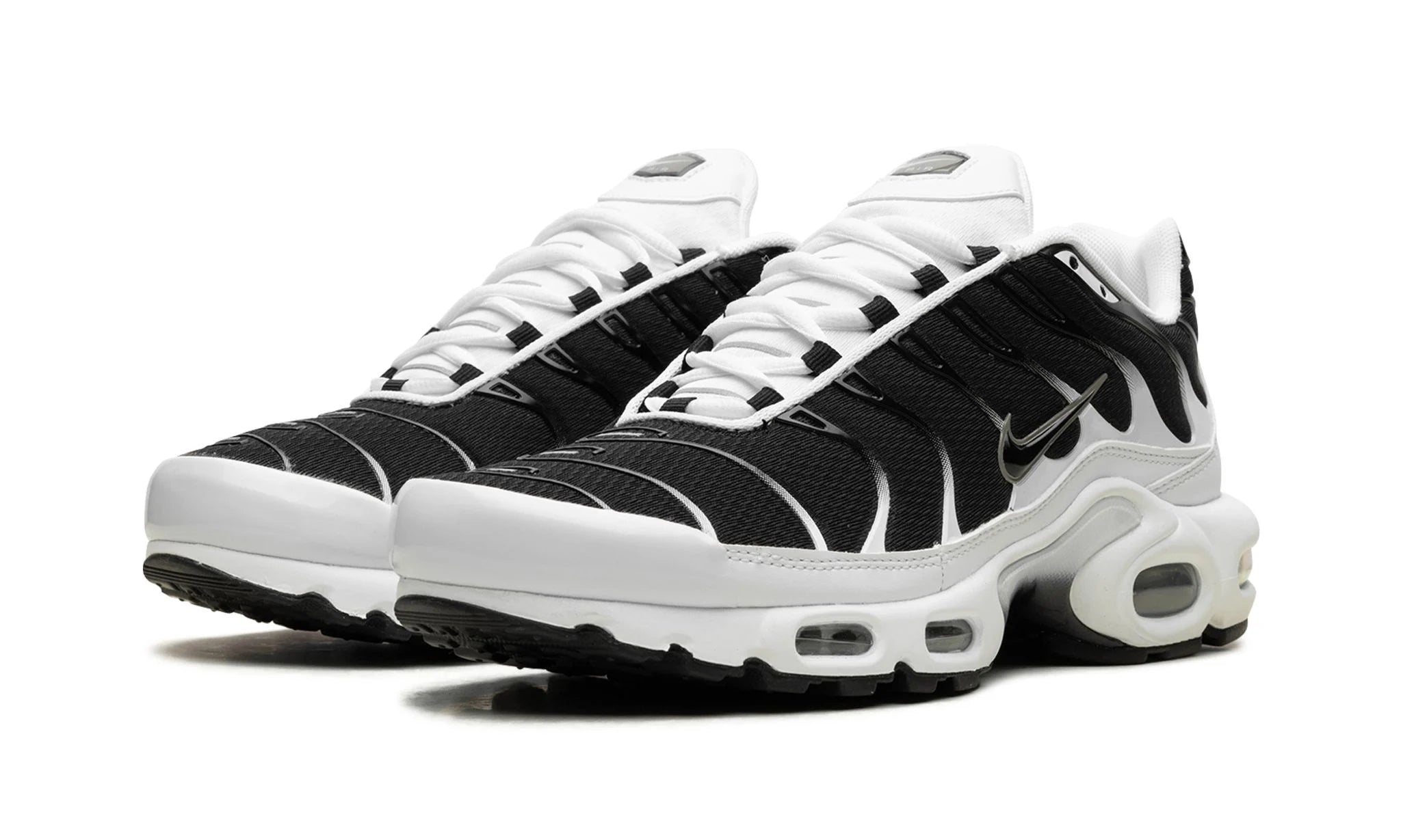 NIKE AIR MAX PLUS WMNS "Black / White"