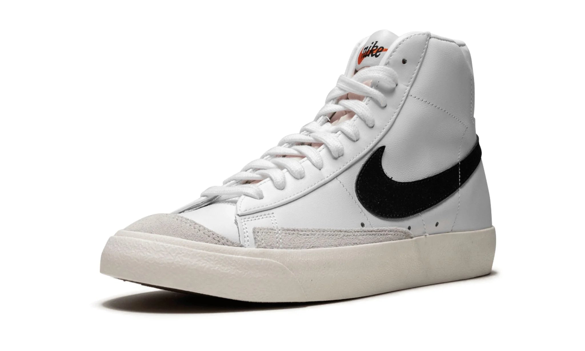 NIKE BLAZER MID 77 VNTG "White - Black"