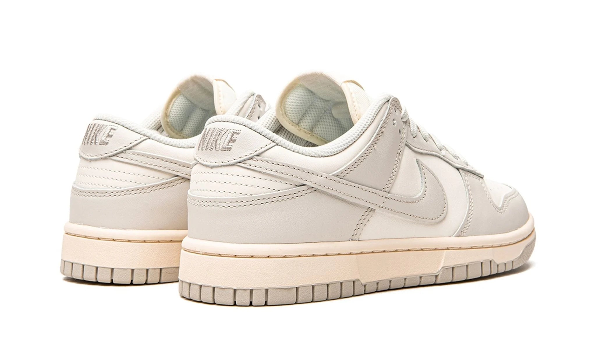 Nike DUNK LOW MNS WMNS "Light Bone"