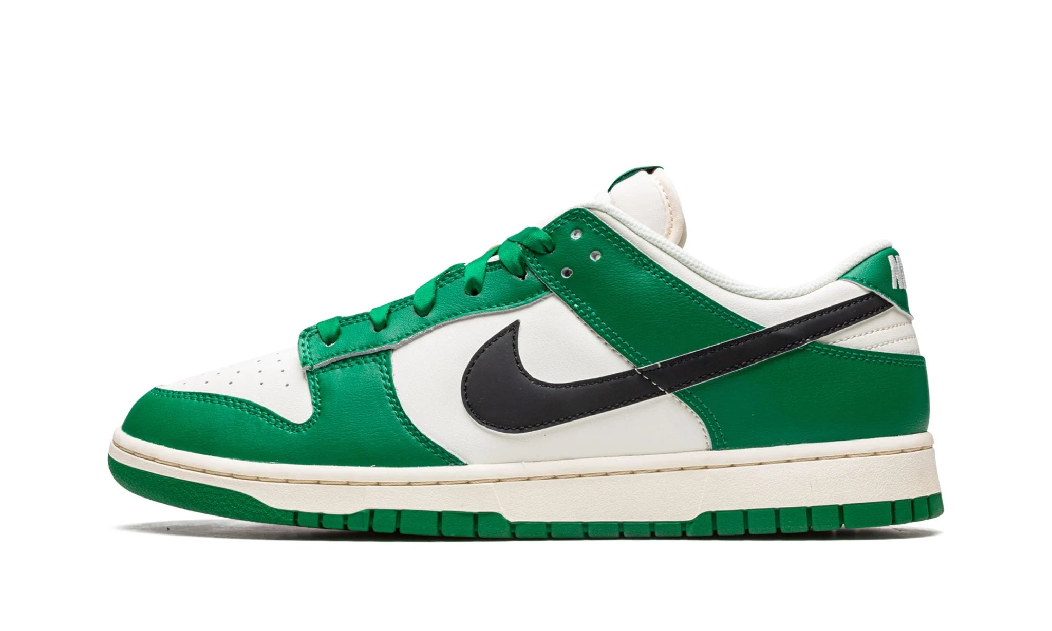 DUNK LOW RETRO SE "Lottery Pack - Green"