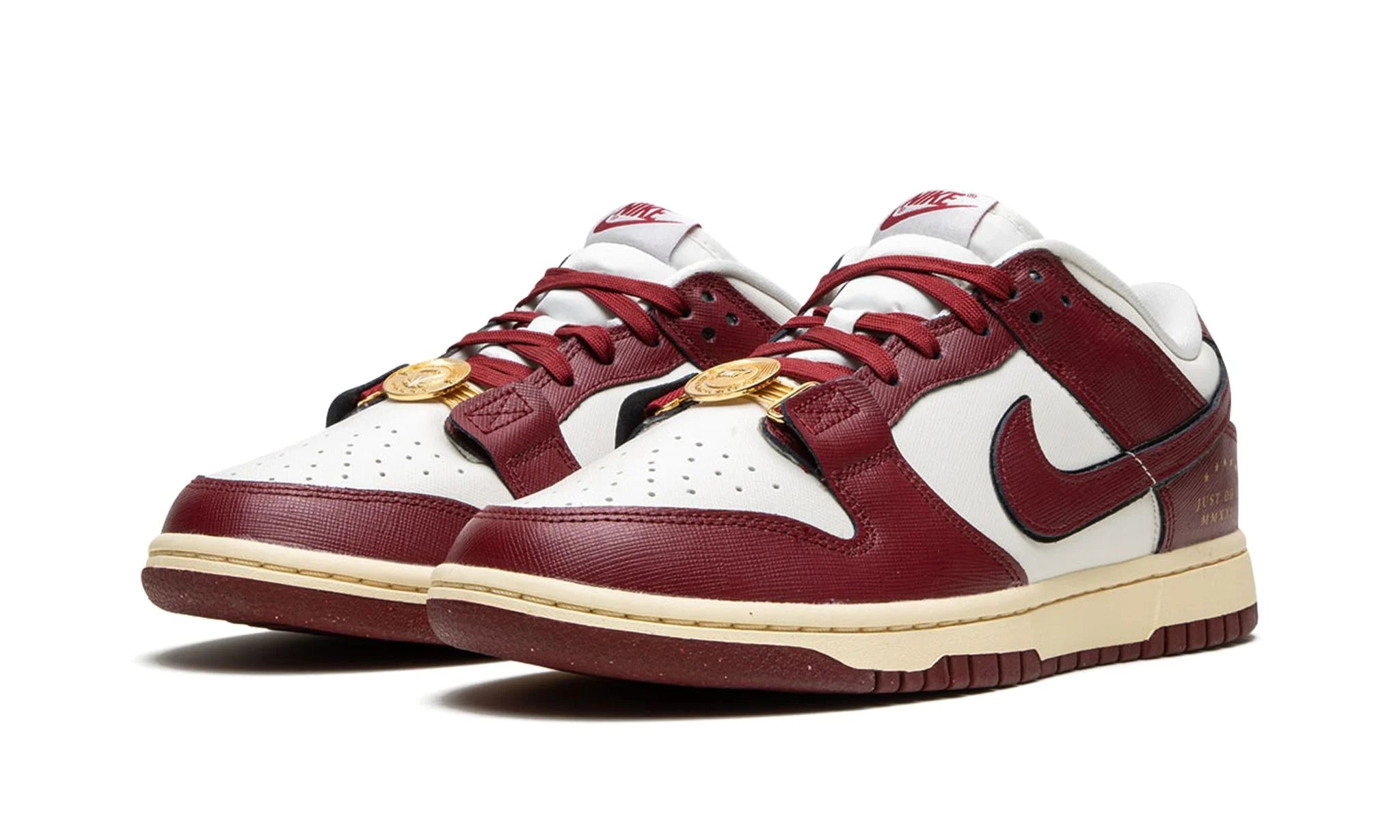 Nike DUNK LOW WMNS "Just Do it - Team Red"