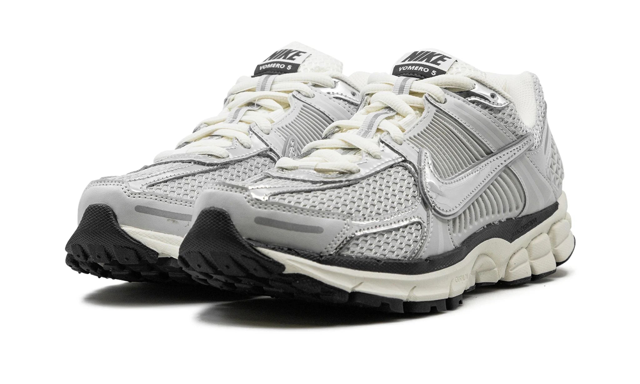 Nike Zoom Vomero 5 "Chrome"