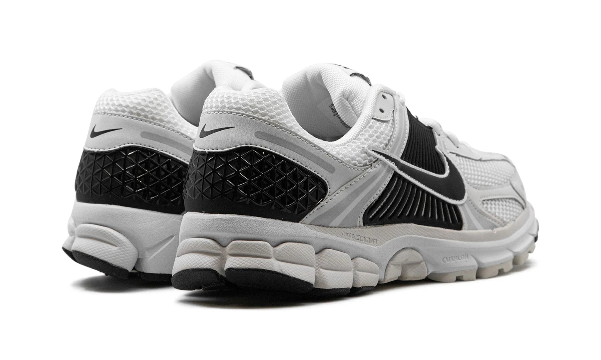 Nike Zoom Vomero 5 "White / Black"